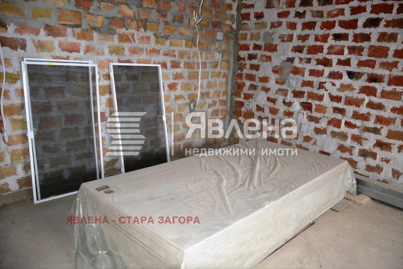 Продава КЪЩА, с. Богомилово, област Стара Загора, снимка 14 - Къщи - 48775315