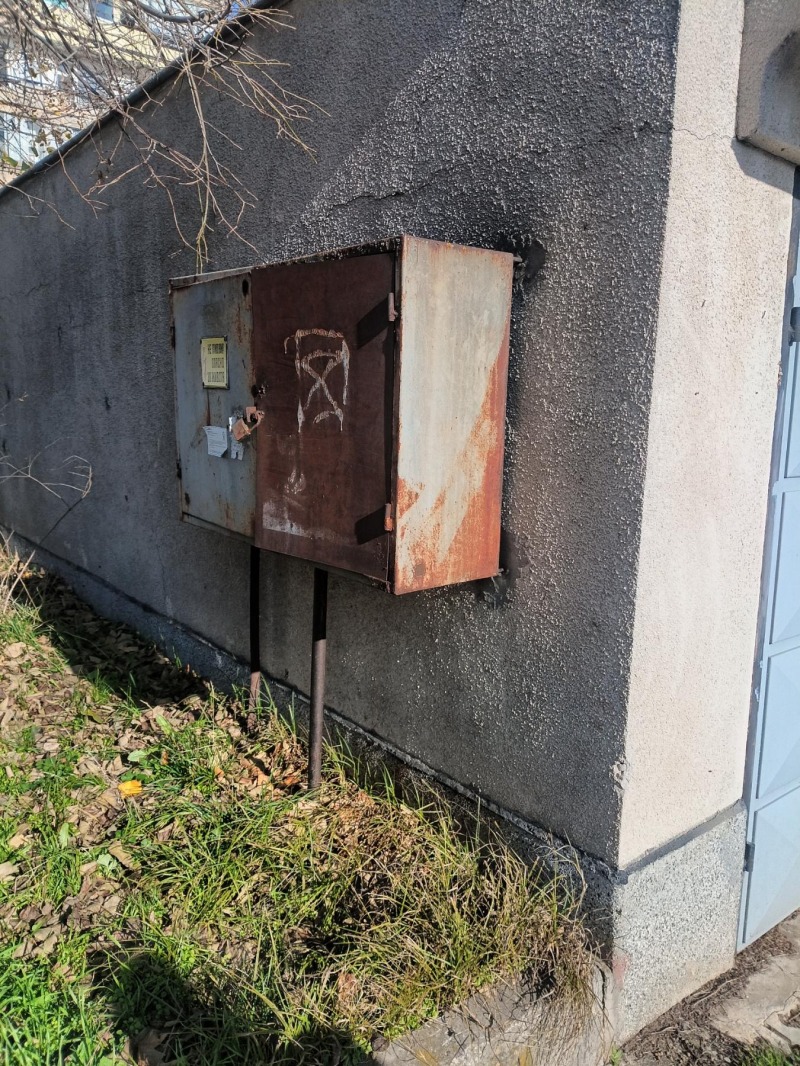 Продава ГАРАЖ, ПАРКОМЯСТО, гр. Разград, Абитрус, снимка 2 - Гаражи и паркоместа - 52532556