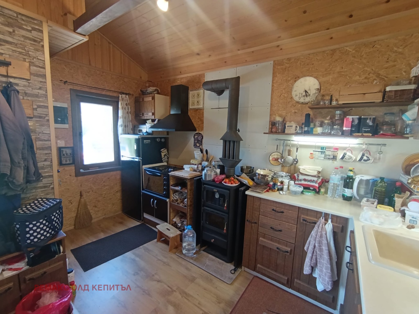 Продава ВИЛА, гр. Трявна, област Габрово, снимка 3 - Вили - 56069844