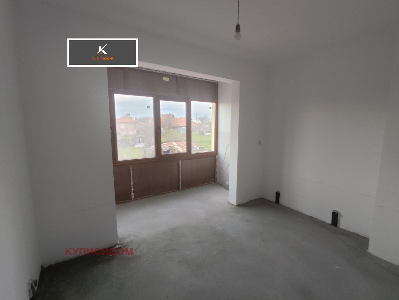 Продава 1-СТАЕН в област Стара Загора, с. Опан - 42 кв.м / 35 000 € » 68 454.05 лв., КУПИСИДОМ