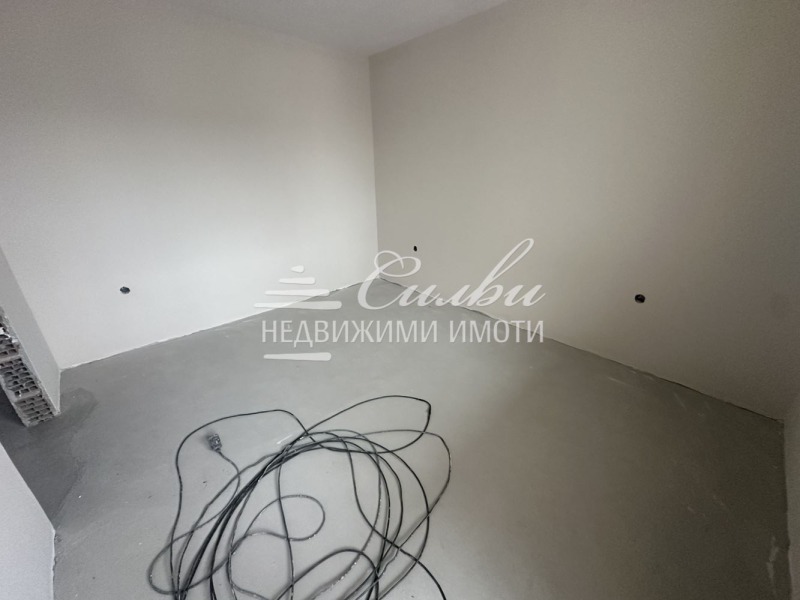 Продава 3-СТАЕН, гр. Търговище, Вароша, снимка 4 - Апартаменти - 53106684