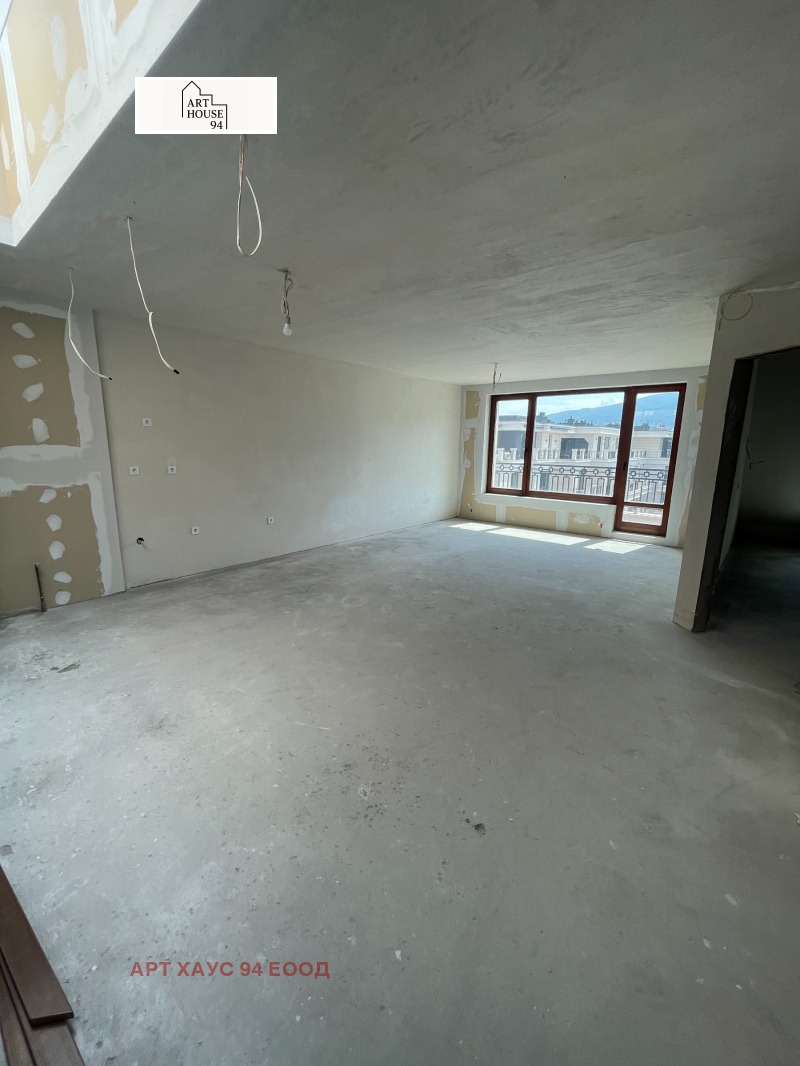 De vânzare  3 dormitoare Sofia , Crâstova vada , 139 mp | 31800927 - imagine [10]