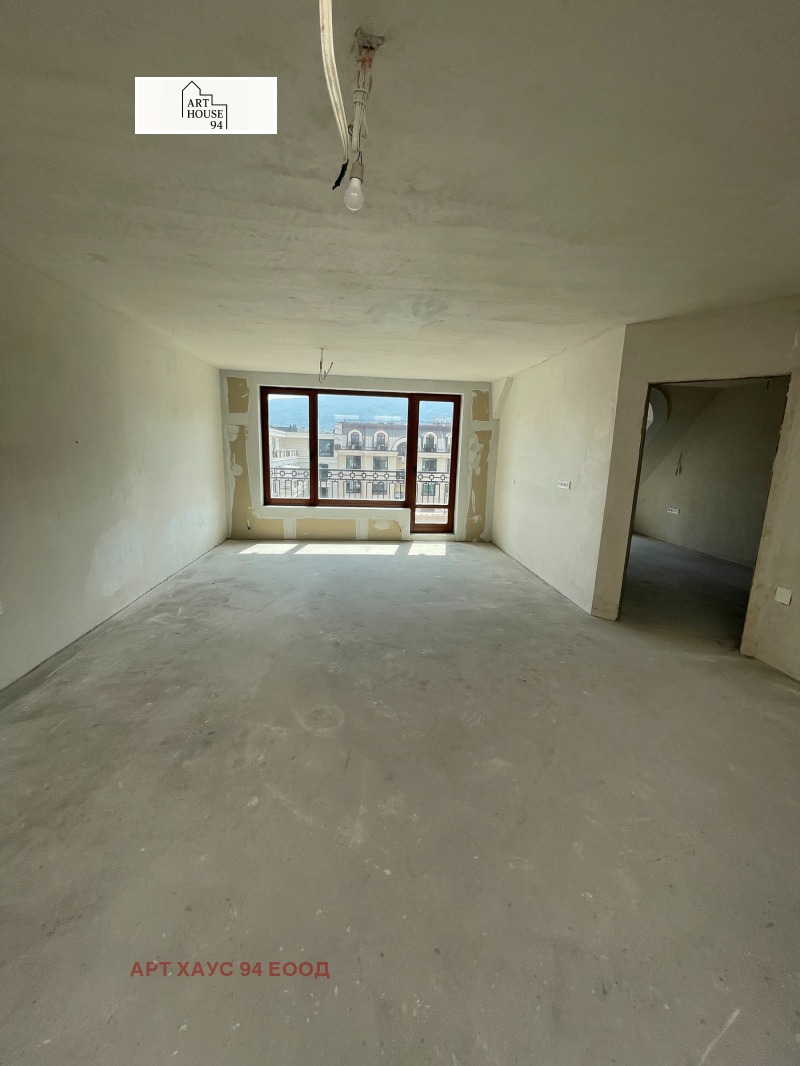 De vânzare  3 dormitoare Sofia , Crâstova vada , 139 mp | 31800927 - imagine [11]