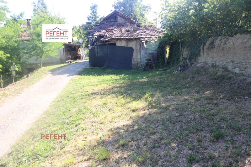 In vendita  Complotto regione Gabrovo , Draganovtsi , 663 mq | 68654343