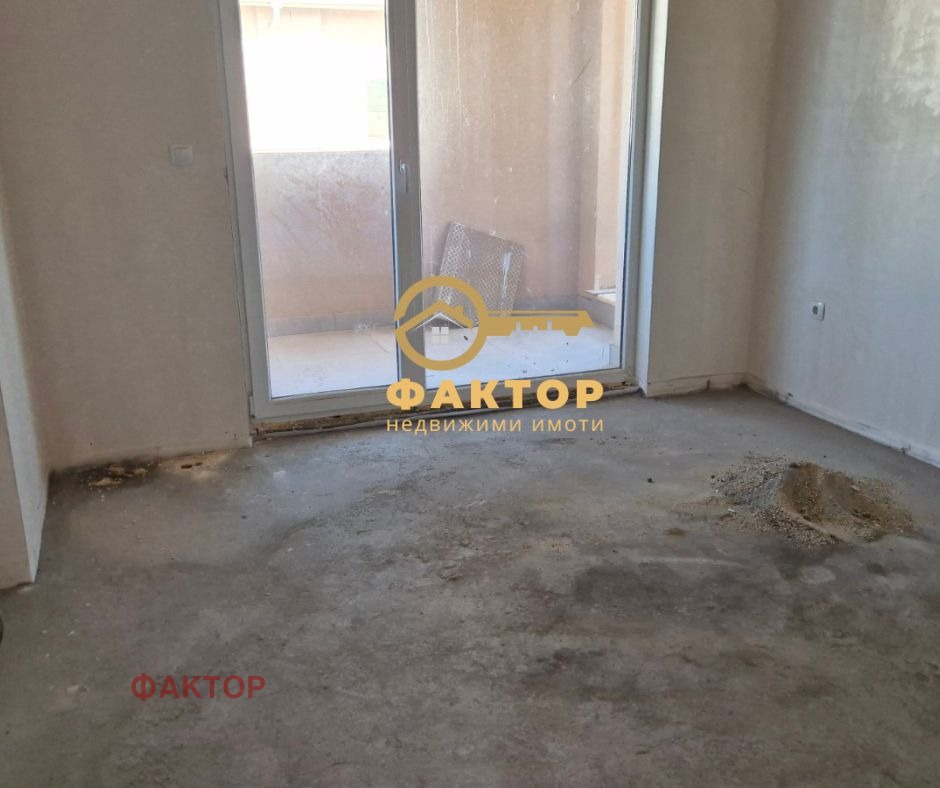 Продава 3-СТАЕН, гр. Пловдив, Остромила, снимка 2 - Апартаменти - 49813215