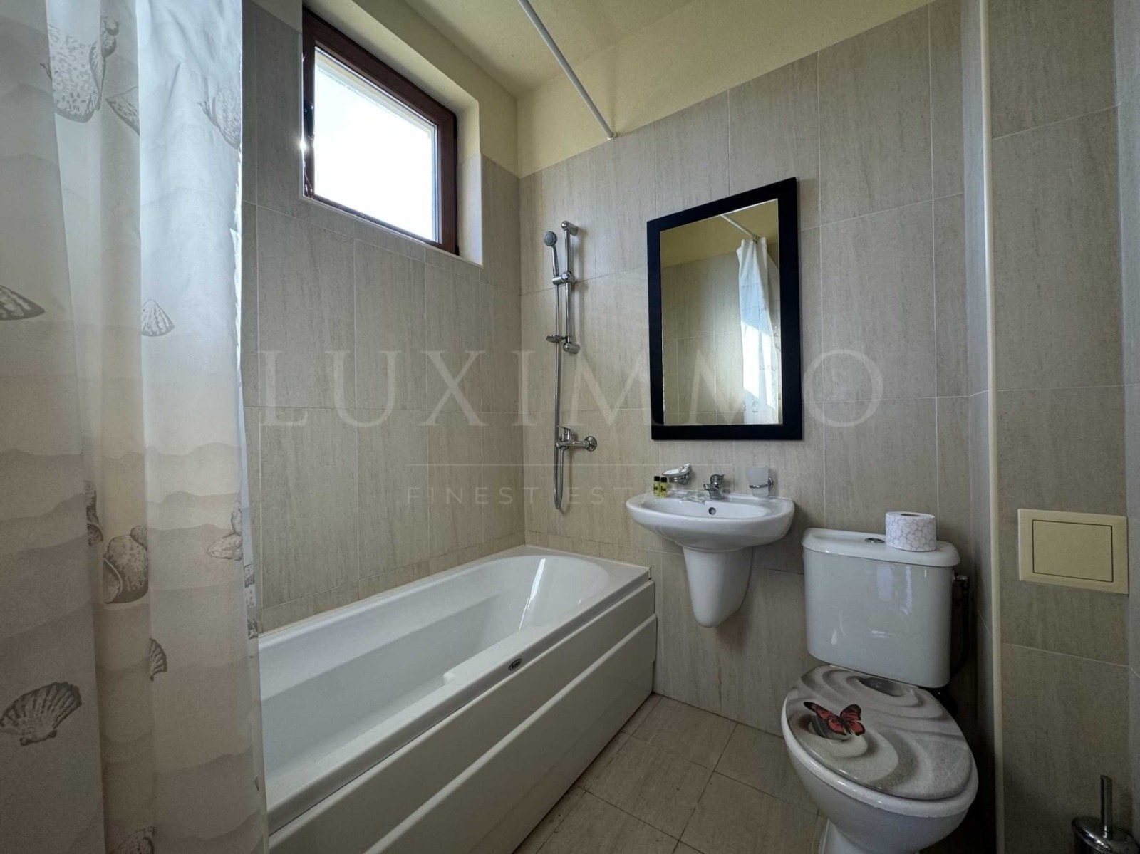 Продава КЪЩА, гр. Балчик, област Добрич, снимка 10 - Къщи - 54251482