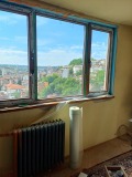 Продава 2-СТАЕН, град Плевен, Идеален център • 82000 € / 160378.06 лв. • 56399531 5