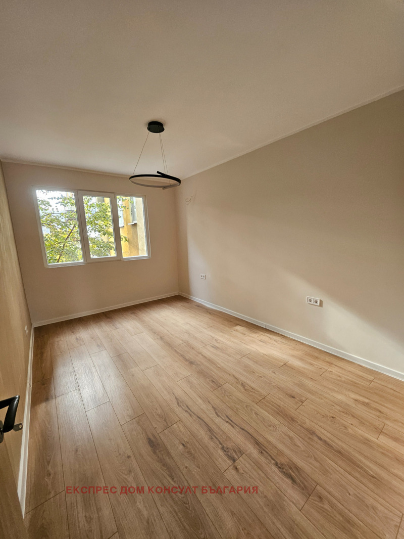 De vânzare  3 dormitoare Sofia , Crasno selo , 110 mp | 57432664 - imagine [10]