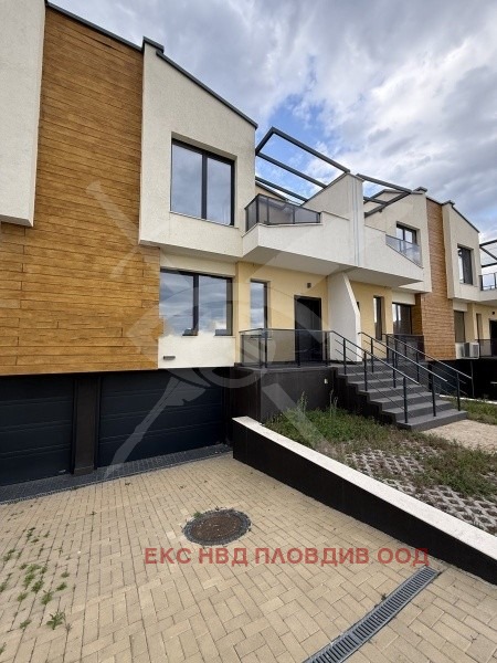 Продава КЪЩА, гр. Пловдив, Беломорски, снимка 2 - Къщи - 54360646