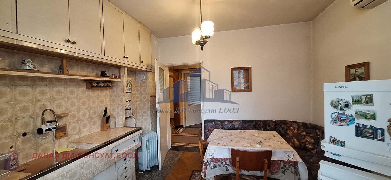 Продава 4-СТАЕН, гр. Шумен, Център, снимка 8 - Апартаменти - 56218152