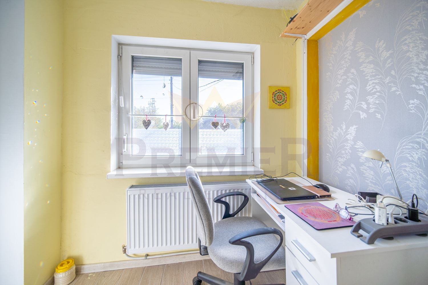 Продава КЪЩА, с. Змеево, област Добрич, снимка 3 - Къщи - 54561132