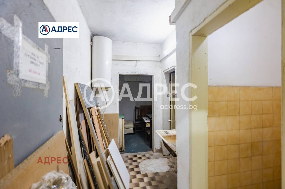 Продава МАГАЗИН, гр. Варна, Автогара, снимка 4 - Магазини - 55575567