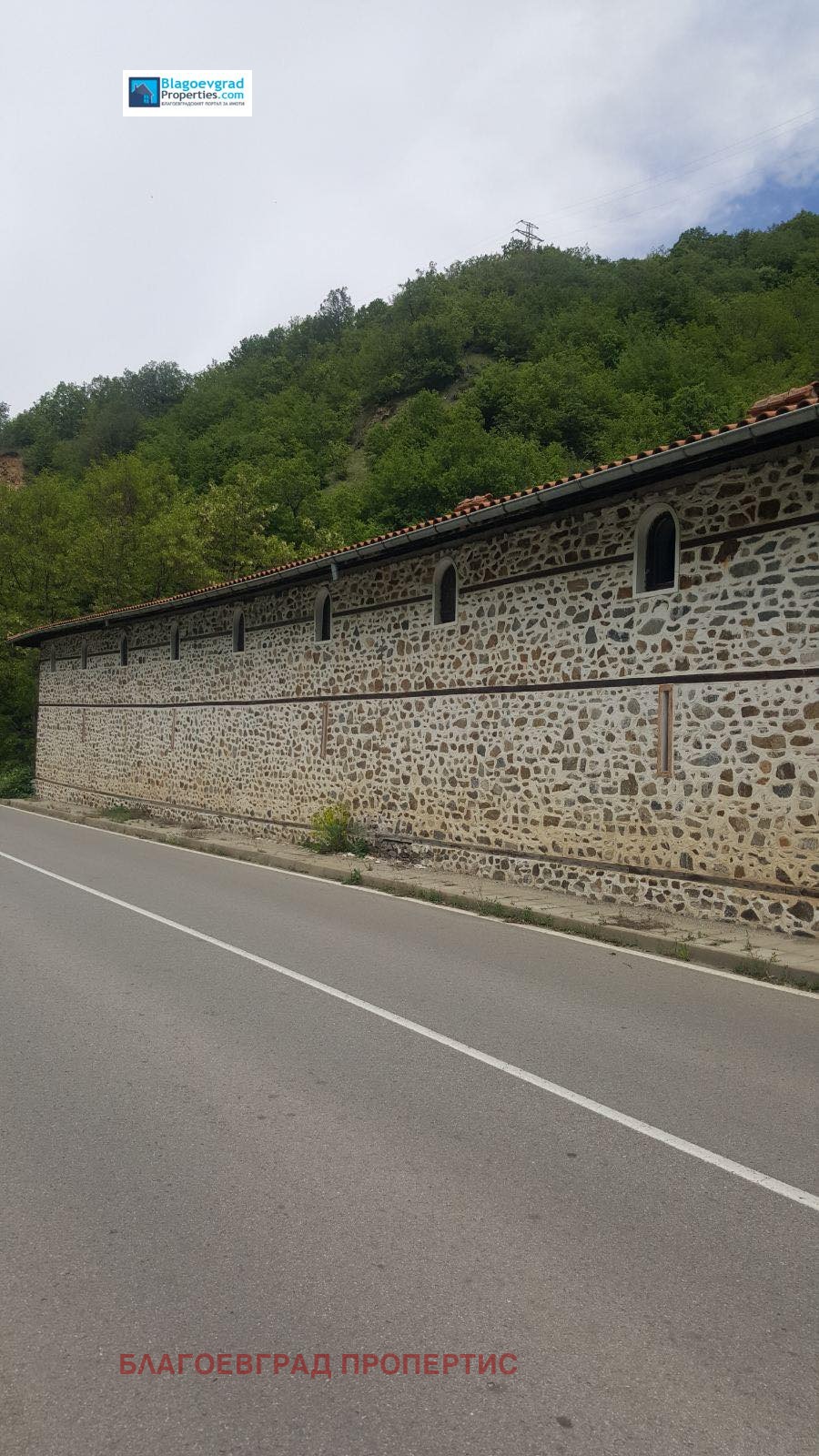 Продава ХОТЕЛ, с. Пастра, област Кюстендил, снимка 2 - Хотели - 46479329
