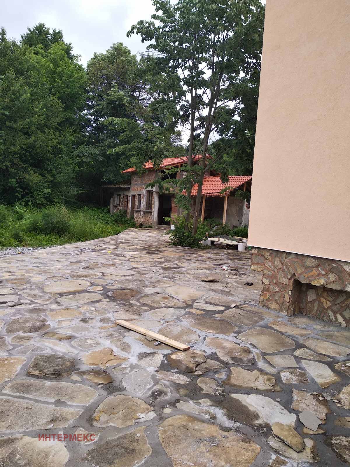 Продава ХОТЕЛ, с. Орешак, област Ловеч, снимка 14 - Хотели - 56079770