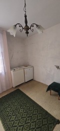 Продава КЪЩА, с. Кондофрей, област Перник, снимка 11