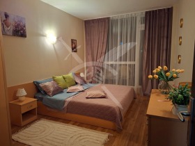 1 slaapkamer k.k. Slantsjev brjag, regio Boergas