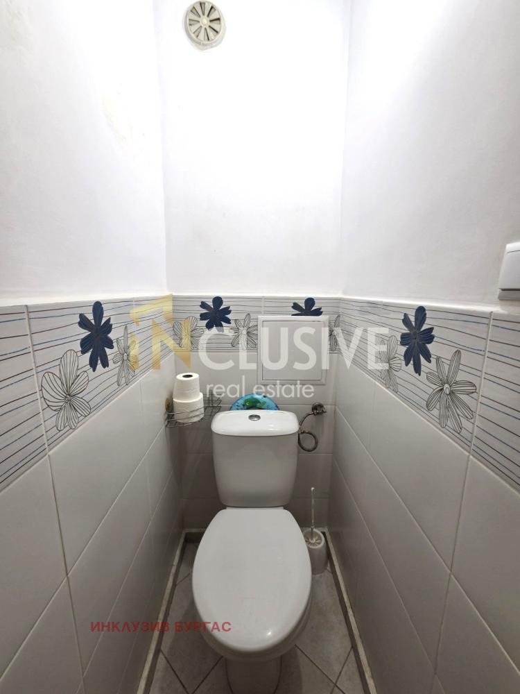 Продава 4-СТАЕН, гр. Бургас, Изгрев, снимка 12 - Апартаменти - 54994759