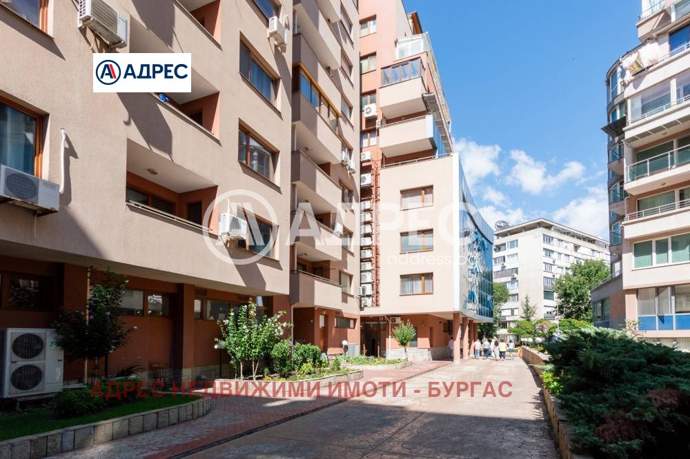 Продава 3-СТАЕН, гр. Бургас, Лазур