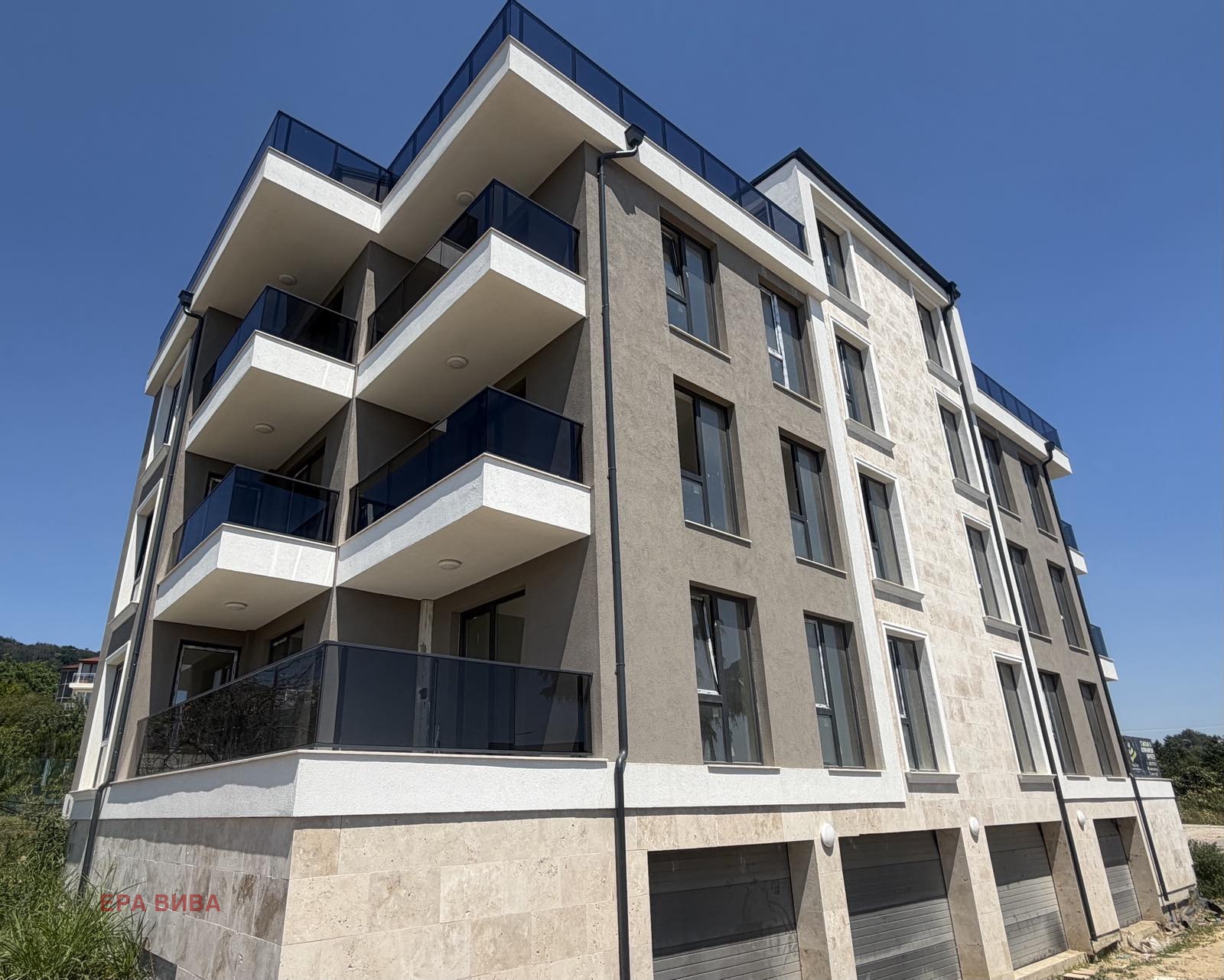 Продава 3-СТАЕН, гр. Варна, м-т Горна Трака, снимка 2 - Апартаменти - 54878503