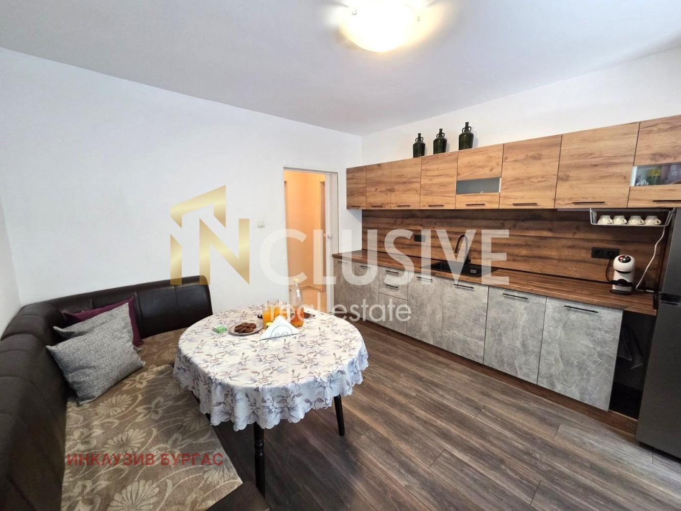 Продава 4-СТАЕН, гр. Бургас, Изгрев