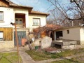 Продава КЪЩА, област Ловеч, с. Владиня • 40500 лв. / 20707.32 € • 28964701 8