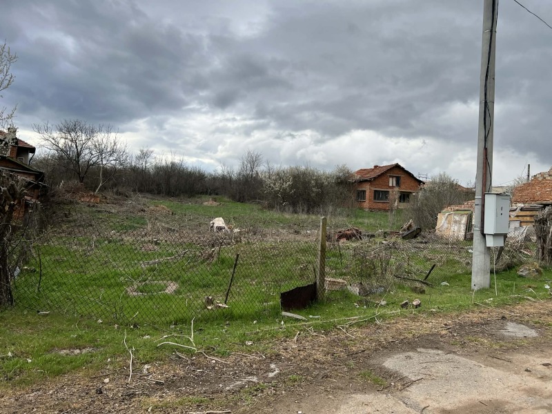 Продава ПАРЦЕЛ в град София, с. Доброславци - 988 кв.м / 119 000 € » 232 743.77 лв., ГОДЛДЕНХОУМС ГРУП