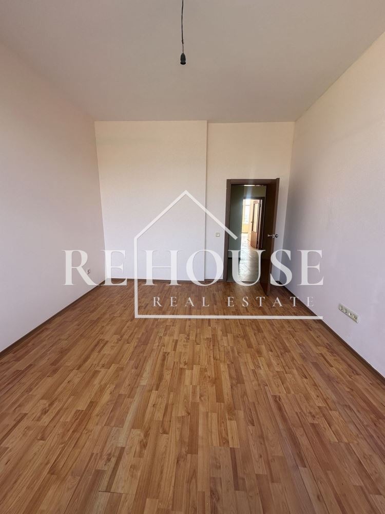 Na prodej  2 ložnice Varna , k.k. Sv.Sv. Konstantin i Elena , 180 m2 | 39174550 - obraz [7]