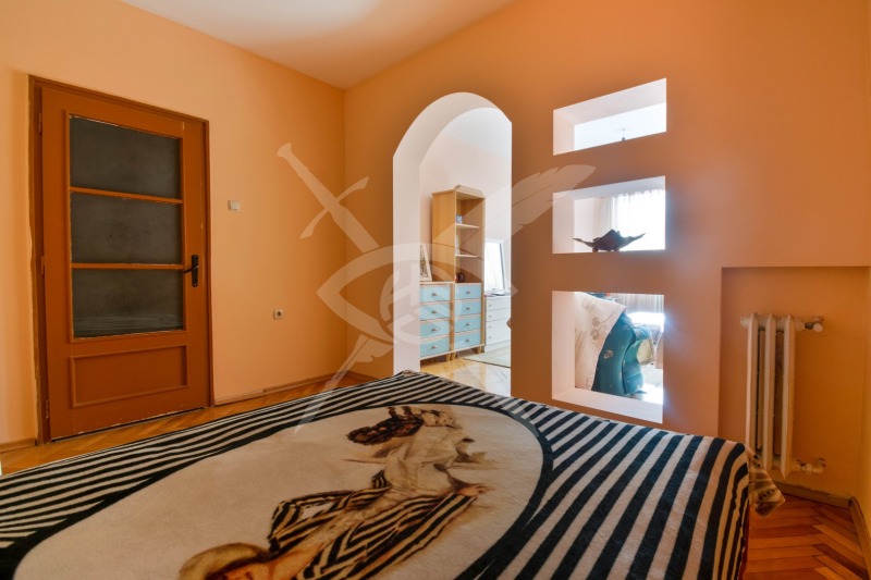 Продава 3-СТАЕН, гр. София, Център, снимка 5 - Апартаменти - 52469052