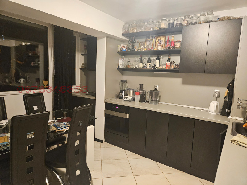 Продава 4-СТАЕН, гр. Варна, Цветен квартал, снимка 3 - Апартаменти - 53259570