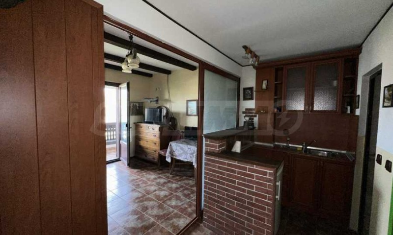 Продава ЕТАЖ ОТ КЪЩА, гр. Бяла, област Варна, снимка 7 - Етаж от къща - 52366865