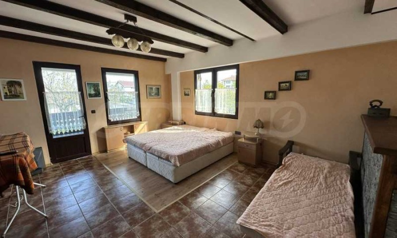 Продава ЕТАЖ ОТ КЪЩА, гр. Бяла, област Варна, снимка 6 - Етаж от къща - 52366865