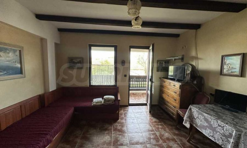 Продава ЕТАЖ ОТ КЪЩА, гр. Бяла, област Варна, снимка 9 - Етаж от къща - 52366865