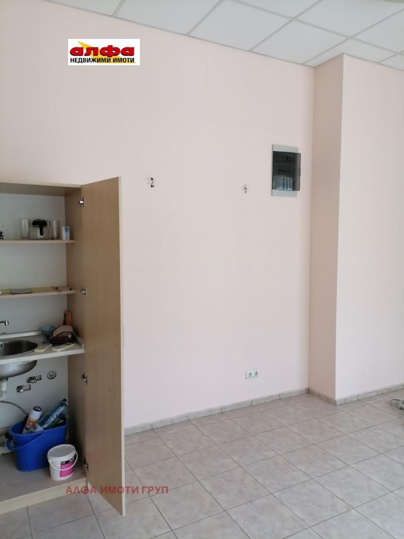 Продава МАГАЗИН, гр. Балчик, област Добрич, снимка 9 - Магазини - 52751314