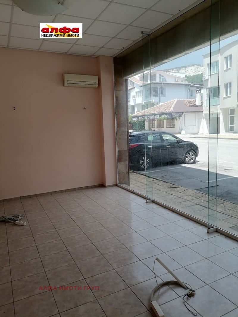 Продава МАГАЗИН, гр. Балчик, област Добрич, снимка 8 - Магазини - 52751314