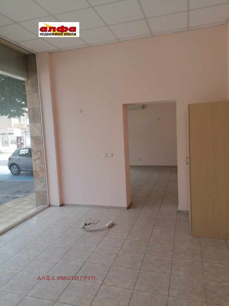 Продава МАГАЗИН, гр. Балчик, област Добрич, снимка 6 - Магазини - 52751314