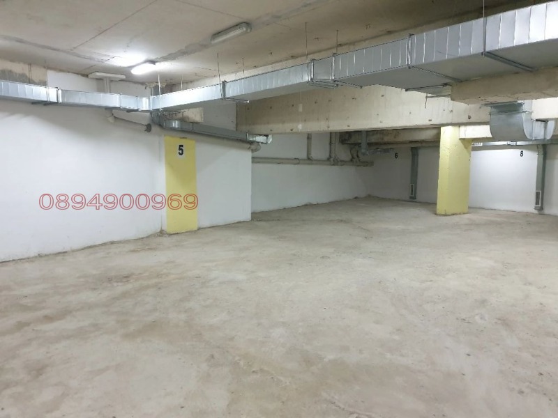Eladó  Parkolóhely Varna , Asparuhovo , 135 négyzetméter | 24397060 - kép [6]