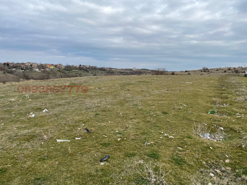 Продава ЗЕМЕДЕЛСКА ЗЕМЯ, с. Кичево, област Варна