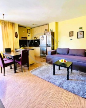 1 chambre Kyutchouk Parij, Plovdiv 1