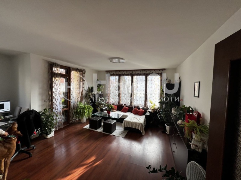 Продава 2-СТАЕН, гр. София, Гео Милев