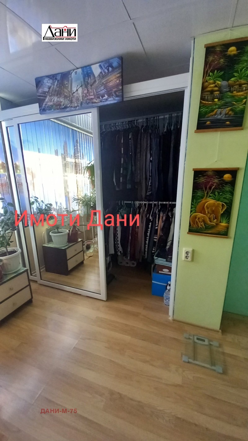 Продава 3-СТАЕН, гр. Шумен, Тракия, снимка 3 - Aпартаменти - 49545677