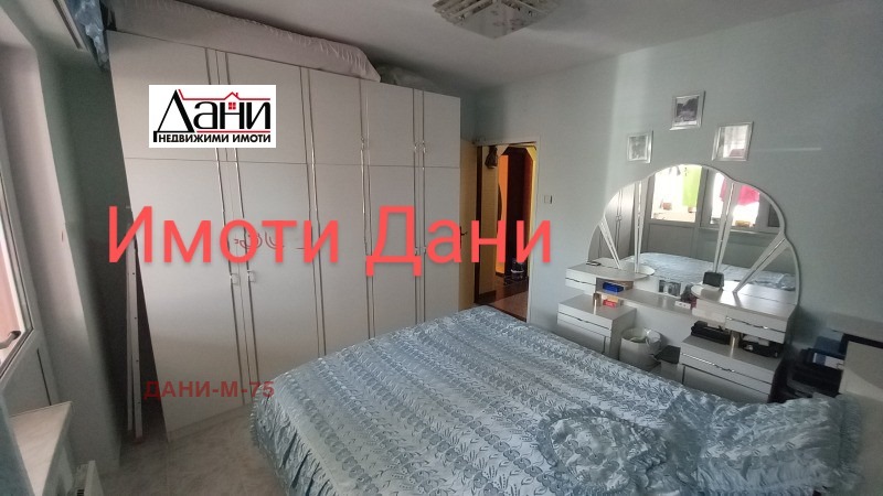 Продава 3-СТАЕН, гр. Шумен, Тракия, снимка 8 - Aпартаменти - 49545677