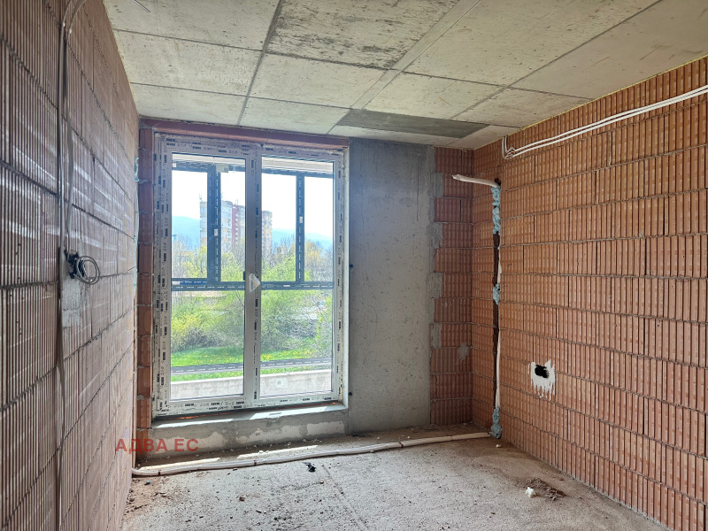 Na prodej  3 ložnice Sofia , Ljulin 5 , 135 m2 | 89963391 - obraz [13]
