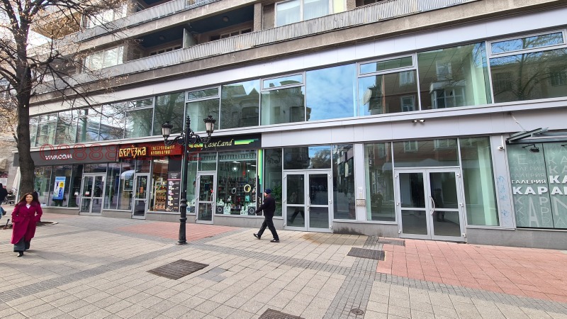 Продава  Офис, град Пловдив, Център •  546 000 EUR • ID 97971965 — holmes.bg - [1] 
