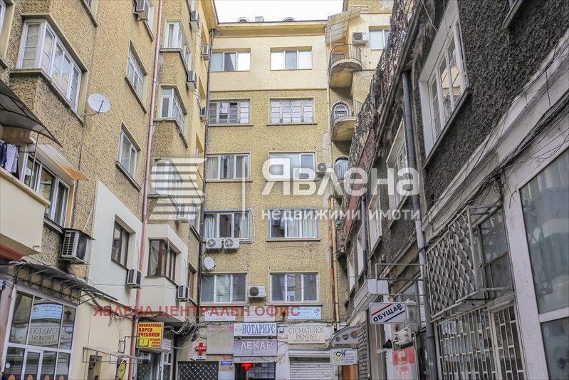 Продава ХОТЕЛ, гр. София, Център, снимка 3 - Хотели - 56570839