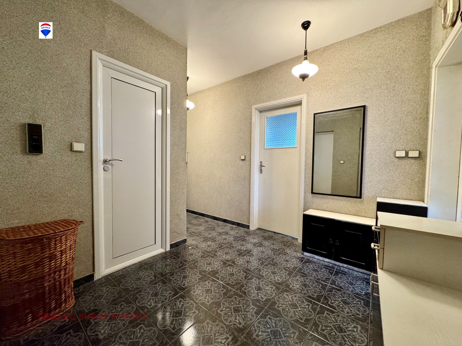 Продава 3-СТАЕН, гр. Русе, Централен кооп. пазар, снимка 13 - Апартаменти - 53828242