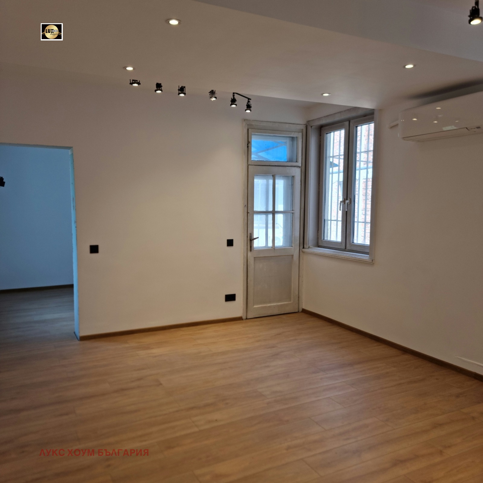 Продава МНОГОСТАЕН, гр. София, Център, снимка 13 - Апартаменти - 54924462