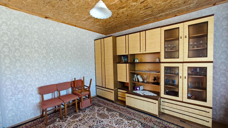 Продава КЪЩА, гр. Търговище, Бряг, снимка 5 - Къщи - 52374336