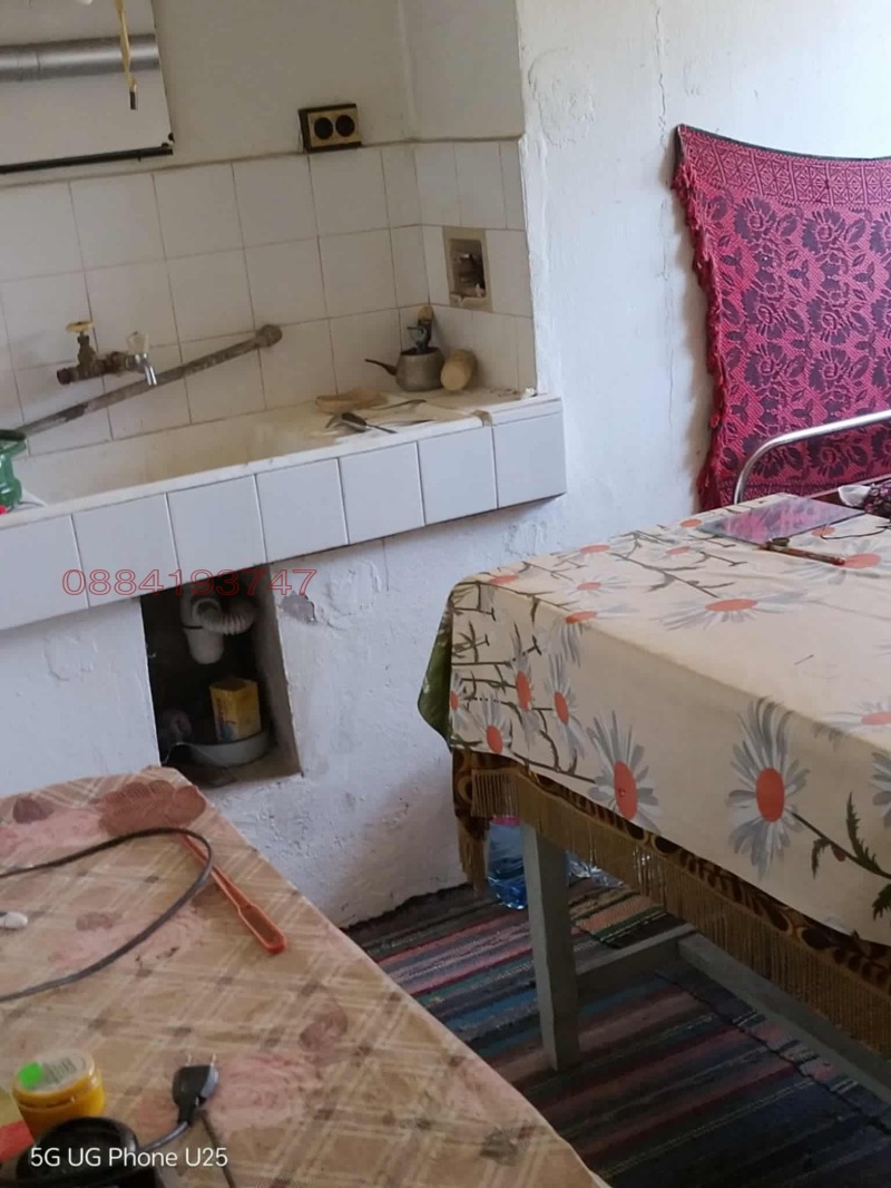 Продава КЪЩА, с. Нова Върбовка, област Велико Търново, снимка 9 - Къщи - 52779761