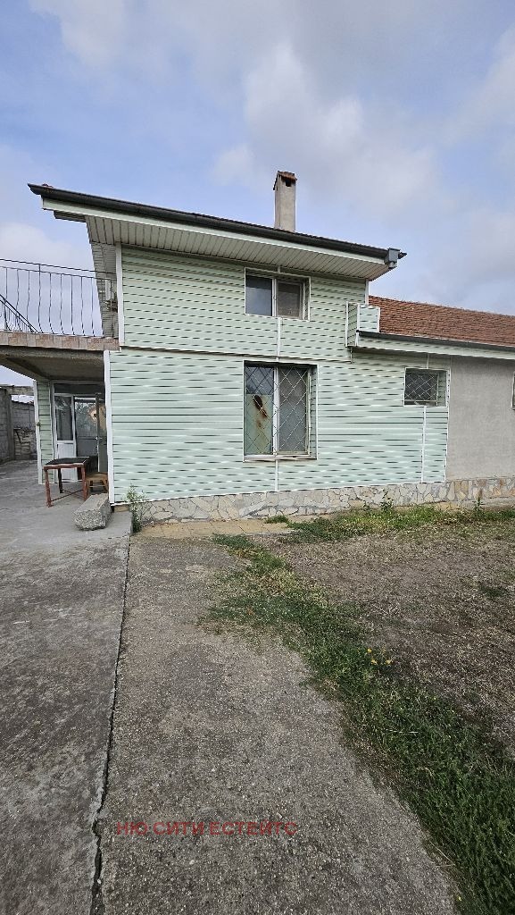 Продава  Пром. помещение област Пловдив , с. Цалапица , 5000 кв.м | 76865794