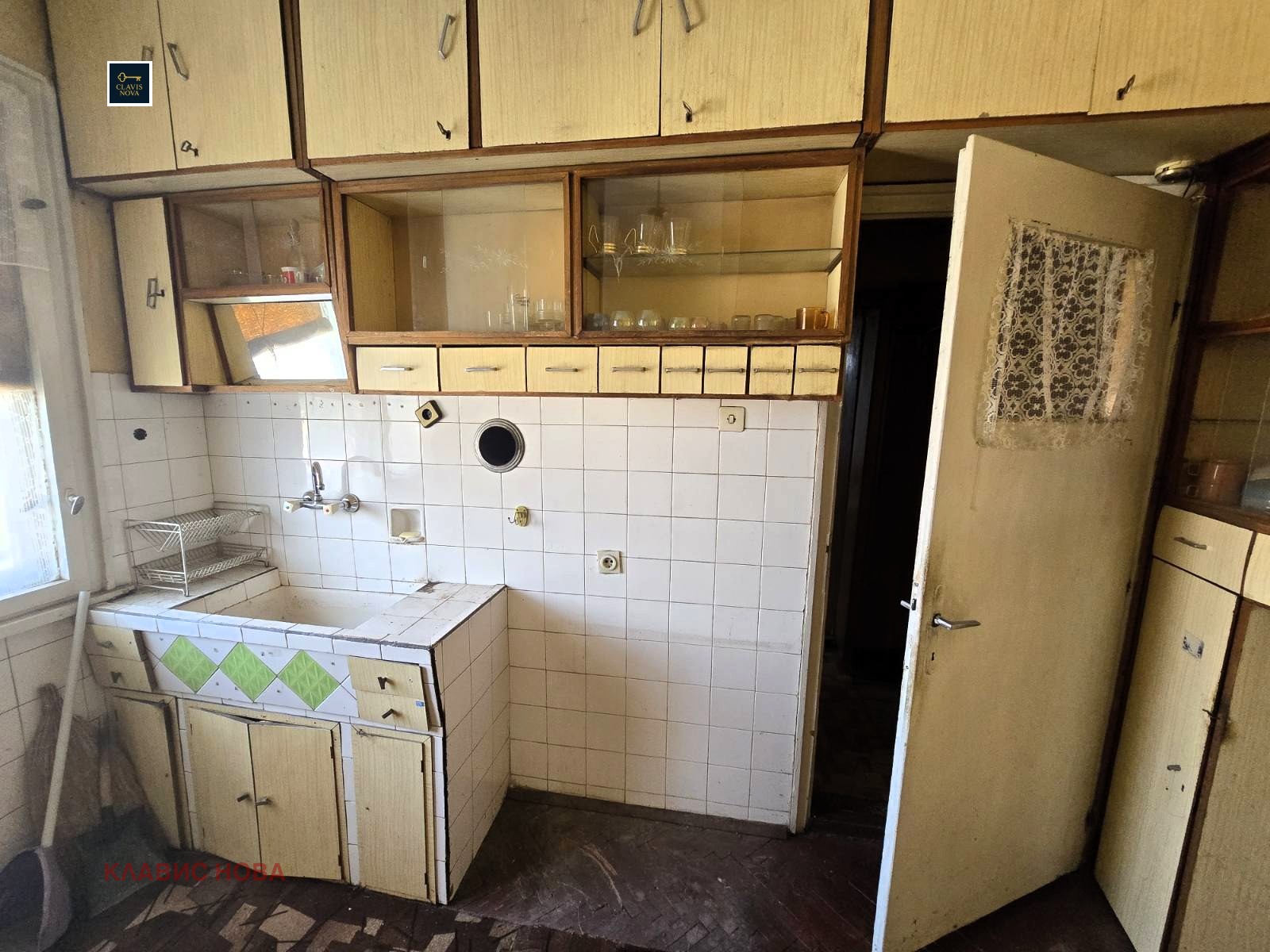 Продава 3-СТАЕН, гр. Ловеч, Широк център, снимка 10 - Апартаменти - 55742719